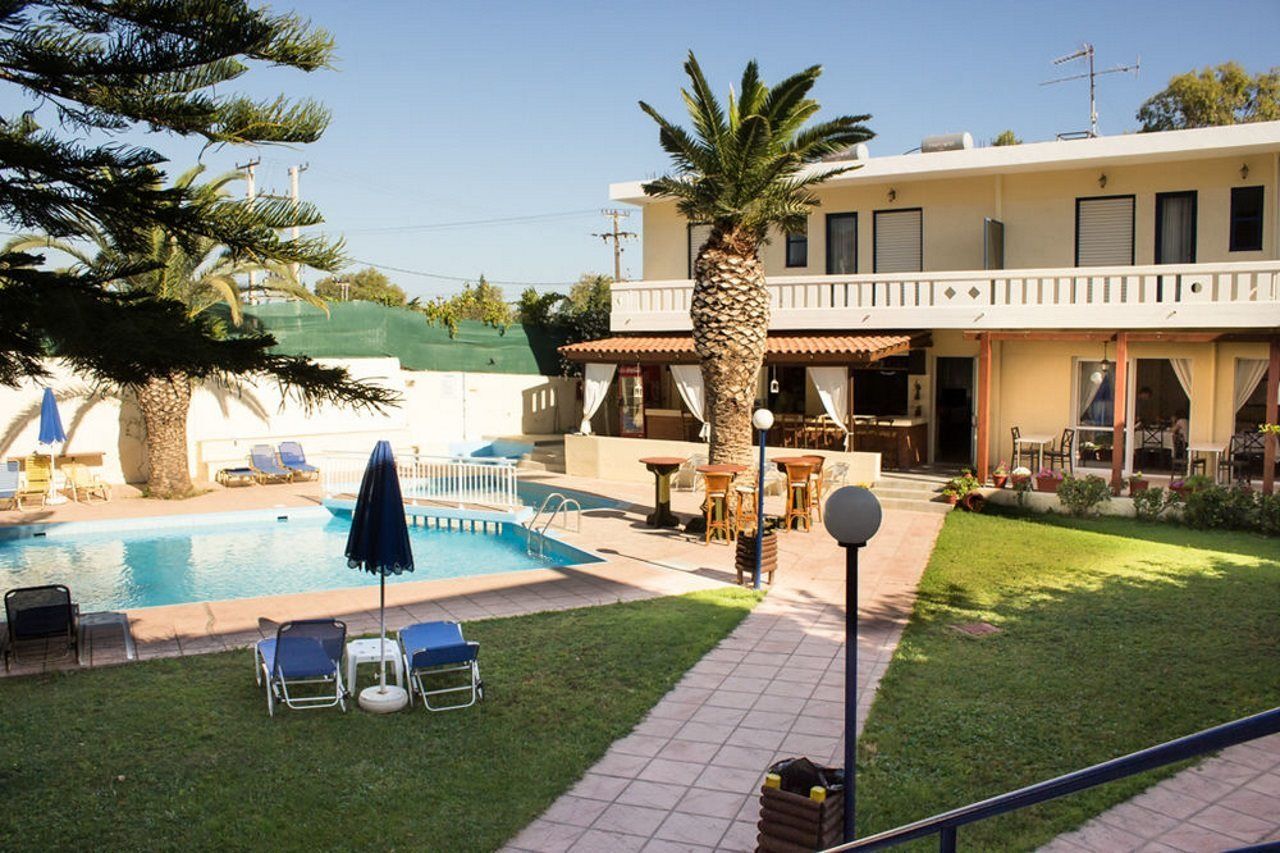 Cretan Sun Aparthotel Adelianos Kampos Exterior photo